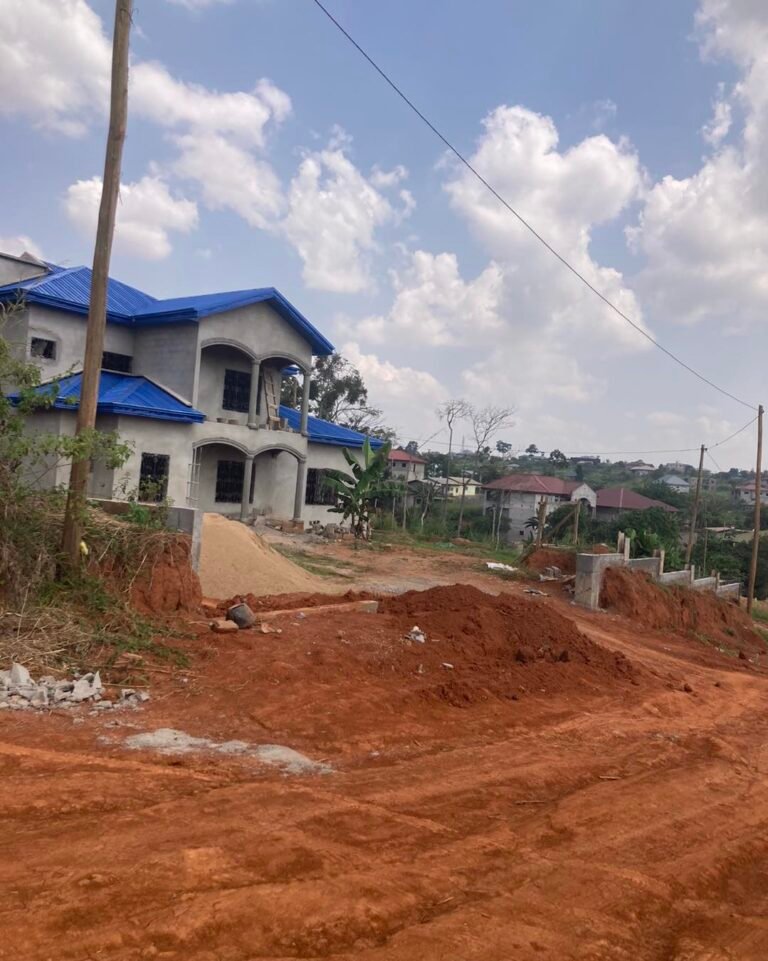 TERRAIN TITRÉ À VENDRE À ODZA-YAOUNDÉ / 39 000 Fcfa/m²