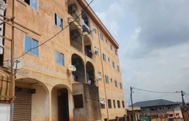 NKOLFOULOU : Immeuble à vendre