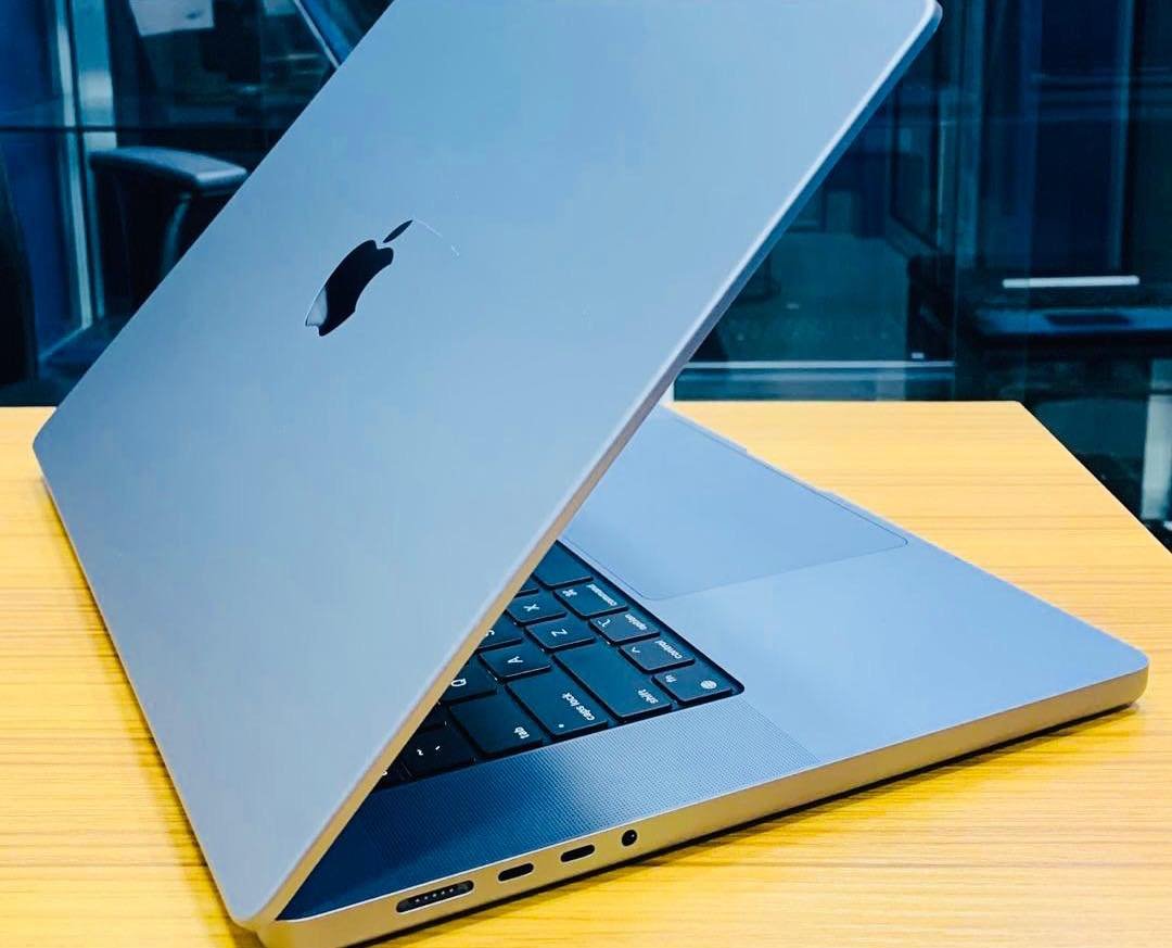 MacBook Pro 16-inch (M2 Pro, 2023) de Apple