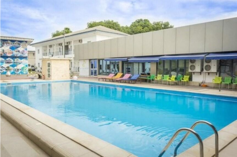 . Hôtel La Falaise Bonanjo